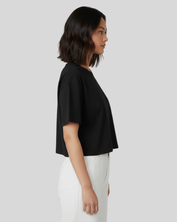 BLACK CROP T-SHIRT